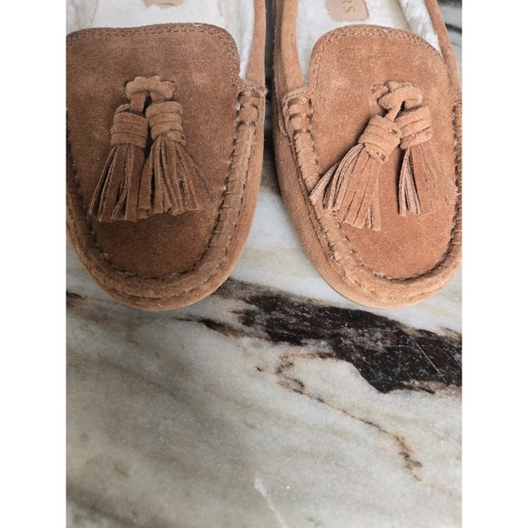Jack Rogers Melnick Tassel Suede Moccasin Loafers Sherpa Lining Size 8.5B Narrow - Picture 4 of 14